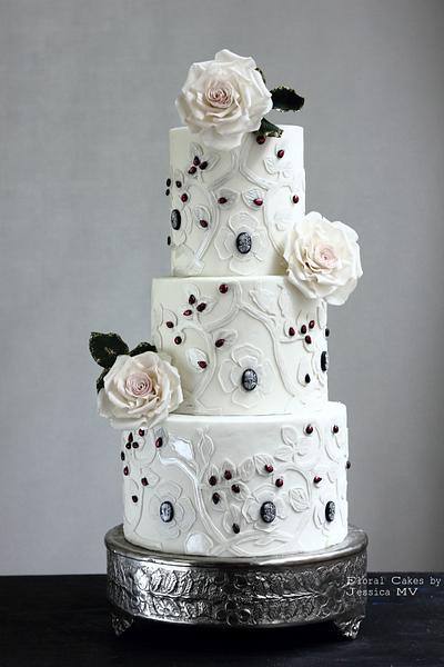 WHITE WEDDING CAKE - Cake by Jessica MV