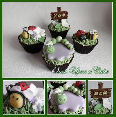 Bees and bugs cupcakes - Cake by Emma