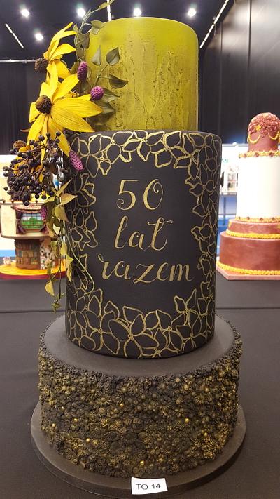 Wedding anniversary cake - Cake by Agnieszka Czocher