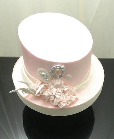 Royal Hat Cake - Cake by Sugarpixy
