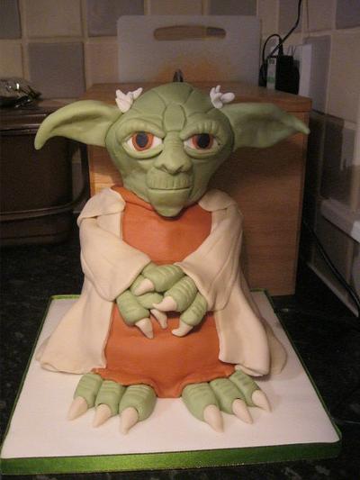 Master Yoda - Cake by Kirsten Tugwell