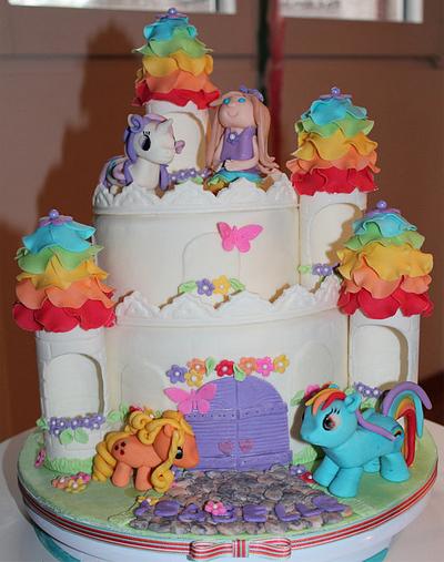 My Little Pony Castle cake - Cake by Cakelicious_Luzern