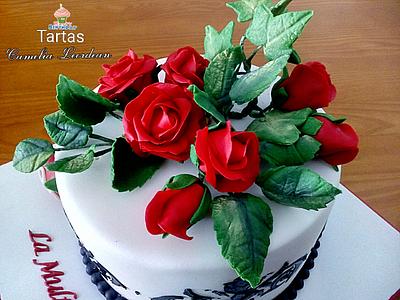 SUGAR ROSES - Cake by Camelia