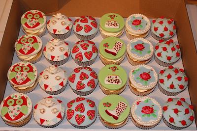 Cath Kidston Cupcakes - Cake by NooMoo