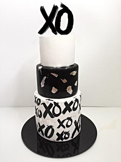 Hugs & Kisses Cake - Cake by Creative Cakes by Sharon