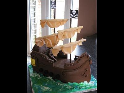 Pirate ship - Cake by Natalie Wells