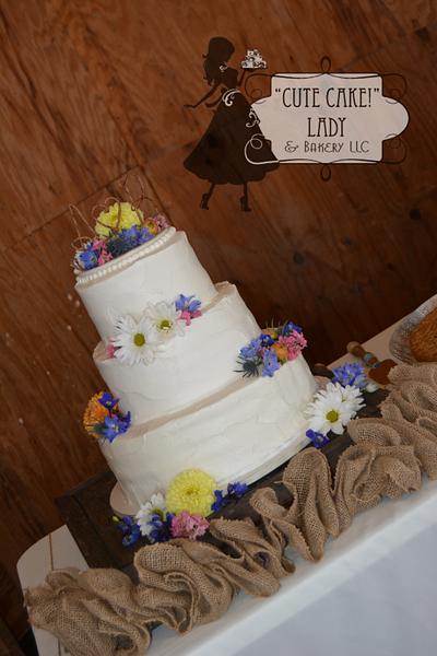 Shabby chic with wild flowers - Cake by "Cute Cake!" Lady (Carol Seng)