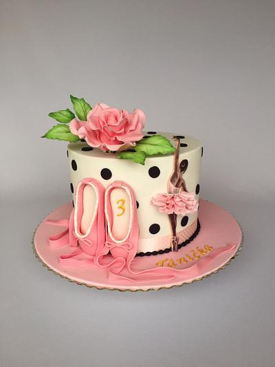 For little ballerina  - Cake by Layla A
