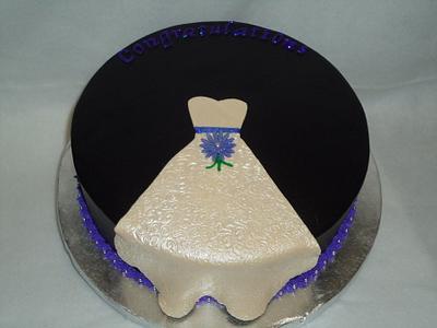 Wedding Dress - Cake by Kim Leatherwood