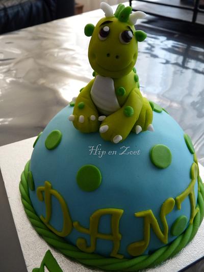 Little dragon cake - Cake by Bianca