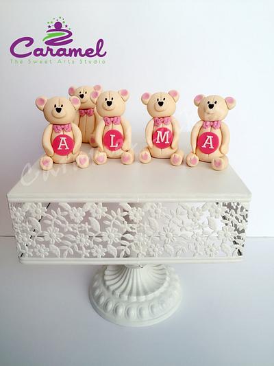 Cute teddy bears! - Cake by Caramel Doha
