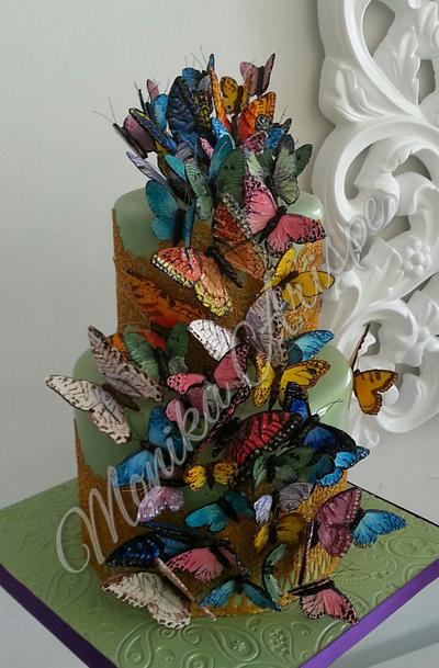 Butterflies Cake - Cake by Monika Arispe