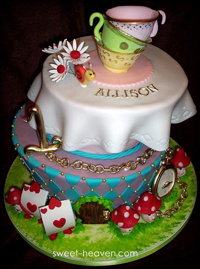 Alice in the Wonderland - Cake by Sweet Heaven Cakes