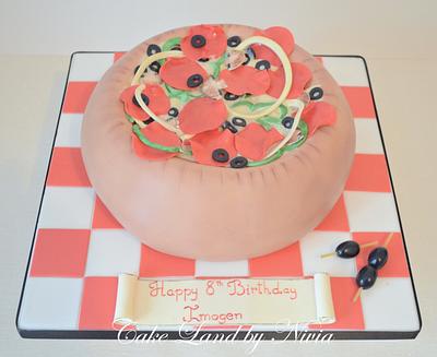 Pizza birthday cake - Cake by Nivia