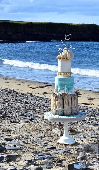 Beach wedding cake - Cake by Karen Keaney