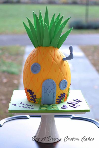 Who lives in a pineapple under the sea? - Cake by Elisabeth Palatiello