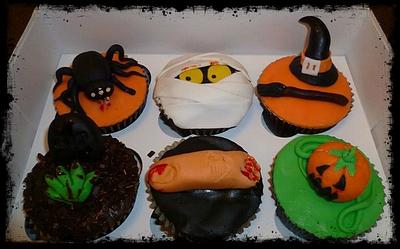Spooky Halloween Cupcakes - Cake by Sweet Foxylicious