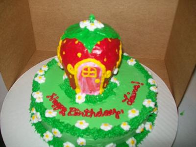 strawberry shortcake - Cake by Marilyn Hall 
