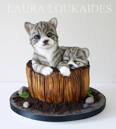 Archie & Alice - The Flower Pot Kittens - Cake by Laura Loukaides