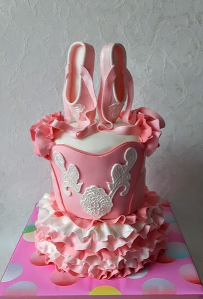 Ballerina cake - Cake by Olina Wolfs