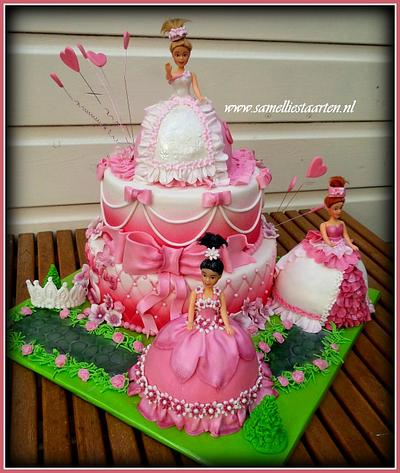 Pink, pink, pink barbie cake :) - Cake by Sam & Nel's Taarten