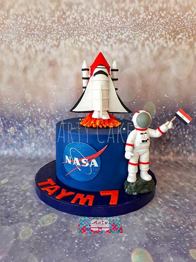 Space cake - Cake by Arty cakes