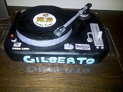 Record player - Cake by TheCake by Mildred