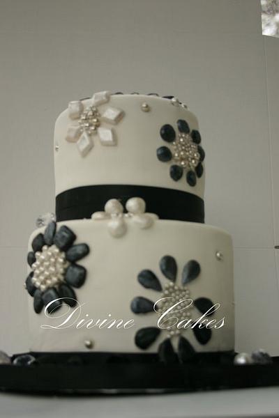 A 2 Tier Black andwhite Bejewled Cake.. - Cake by Divine Cakes