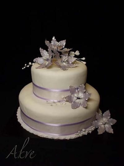 Lilac fantasy flowers - Cake by akve