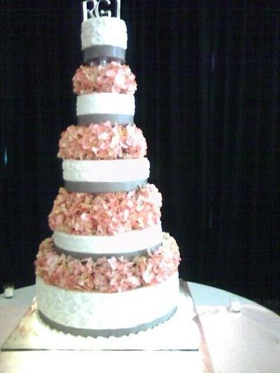 Big cake - Cake by mayferd