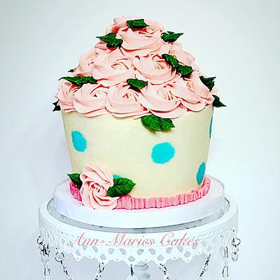 First birthday giant cupcake smash - Cake by Ann-Marie Youngblood