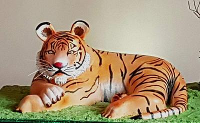 3D Tiger in Cream /Incredible India Collaboration  - Cake by Michelle's Sweet Temptation