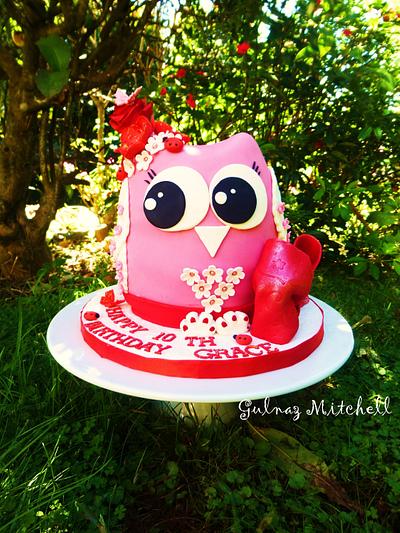 The Owl cake - Cake by Gulnaz Mitchell