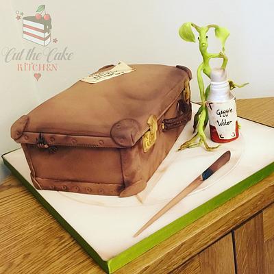 Newt Scamander Suitcase - Cake by Emma Lake - Cut The Cake Kitchen