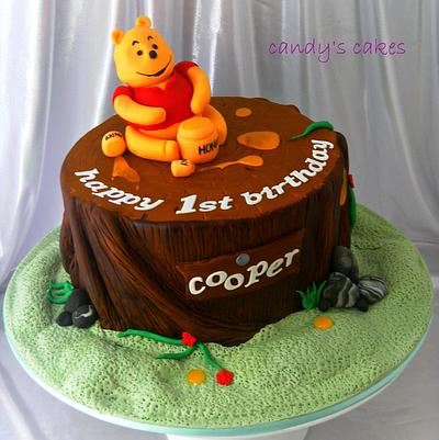 winnie the pooh - Cake by candyscakes