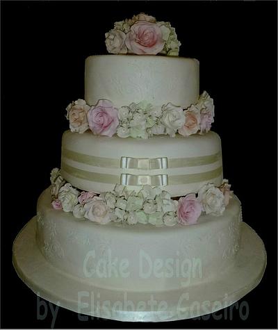 Roses and Hydrangeas - Cake by Bety'Sugarland by Elisabete Caseiro 