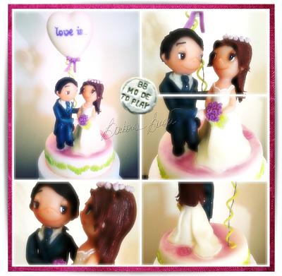 "Love is" by Kim Casali - wedding cake topper by Barbara Buceti BB Mode To Play - Cake by BBModeToPlay Barbara Buceti