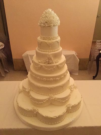 Royal Wedding - Cake by Donatella Bussacchetti
