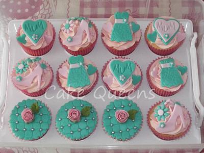 Mother's Day Cupcakes - Cake by CakeQueens