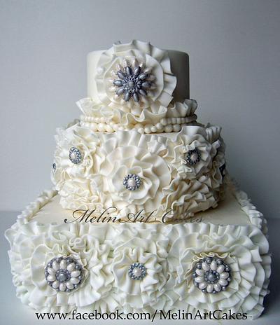 Jeweled ruffle cake - Cake by MelinArt