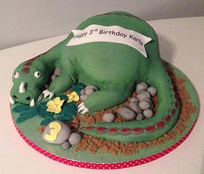 Dinosaur birthday cake - Cake by Sugarcrumbkitchen 