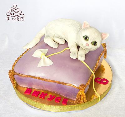 Kitten  - Cake by Olga Ugay