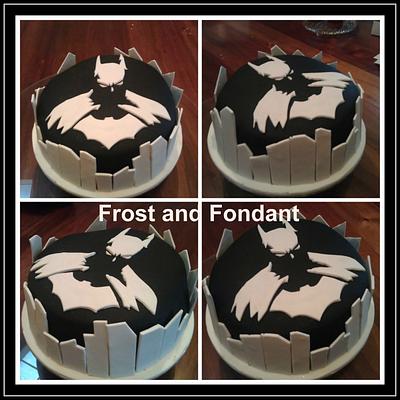 Batman Silhouette  - Cake by Sharon Frost 
