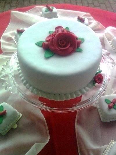 Simple Rose wedding - Cake by N&N Cakes (Rodette De La O)