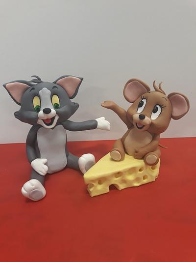 Tom & Jerry ,fondant topper cake - Cake by Sweetstory