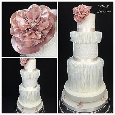 WEDDING CAKE WAFER PAPER LOVE - Cake by Cindy Sauvage 
