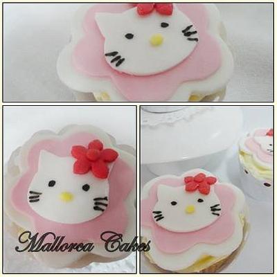 hello kitty - Cake by mallorcacakes
