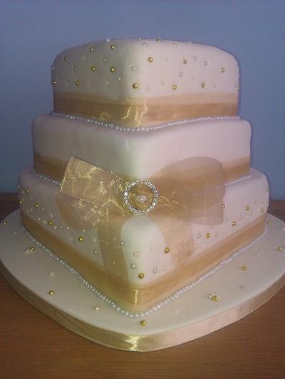 Gold Wedding Cake - Cake by Cath