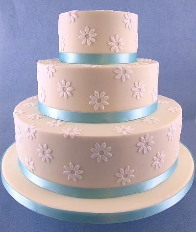 Daisy Wedding Cake - Cake by Natasha Shomali