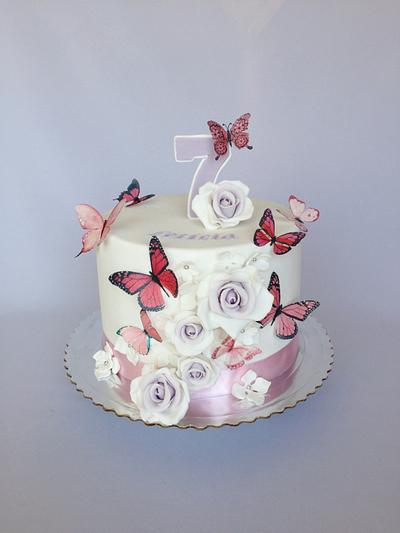 Butterfly cake - Cake by Layla A